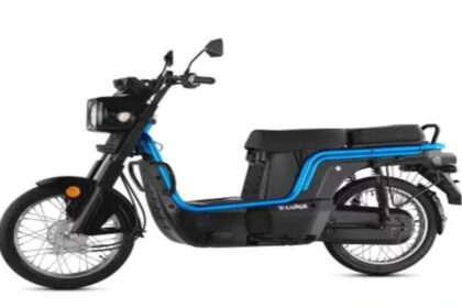 E Luna Moped